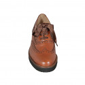 Zapato oxford con cordones y decoraciones a punta de ala para mujer en piel cognac tacon 3 - Tallas disponibles:  43