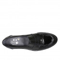 Mocassin pour femmes en cuir verni noir talon compensé 4 - Pointures disponibles:  43, 44
