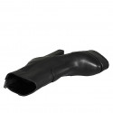 Stivaletto da donna in pelle nera con cerniera posteriore, plateau e tacco 12 - Misure disponibili: 31, 42