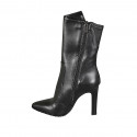 Woman's high and pointy ankle boot with zipper in black leather heel 10 - Available sizes:  31