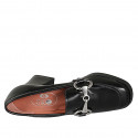 Mocasin pour femmes avec accessoire en cuir noir talon 8 - Pointures disponibles:  32, 43
