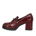 Mocassino da donna con accessorio in vernice bordeaux tacco 6 - Misure disponibili: 42