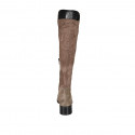 Stivale da donna con mezza cerniera in camoscio ed elasticizzato taupe tacco 4 - Misure disponibili: 42, 43