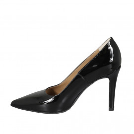 Woman's pointy pump in... 2