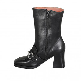 Woman's ankle boot with zipper and accessory in black leather heel 7 - Available sizes:  43 2