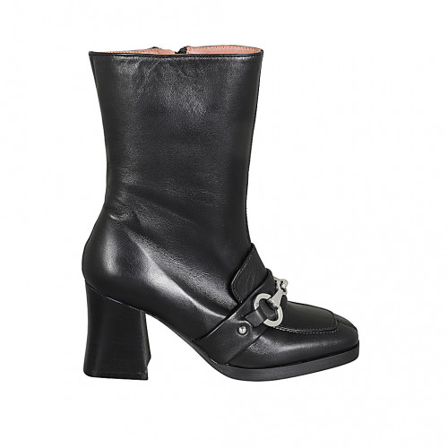 Stivaletto da donna con cerniera e accessorio in pelle nera tacco 7 - Misure disponibili: 43