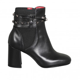 Woman's ankle boot with...