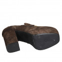 Mocasino para mujer con plataforma y cadena en gamuza marron tacon 9 - Tallas disponibles:  34, 42