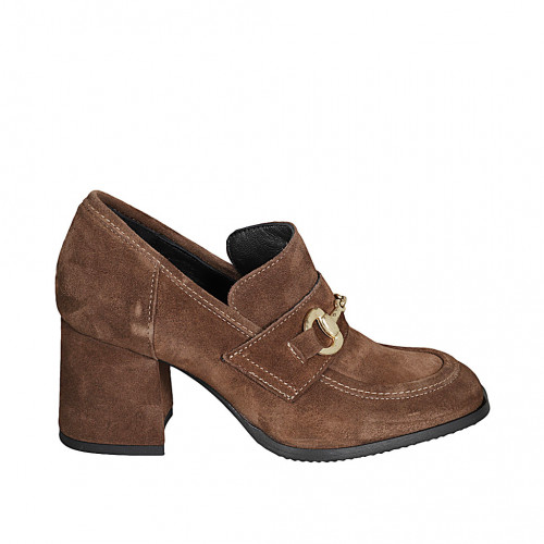Mocasín para mujer con accesorio en gamuza marron tacon 6 - Tallas disponibles:  43