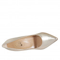 Escarpin élégant à bout pointu pour femmes en cuir lamé platine talon 9 - Pointures disponibles:  31, 34, 42, 43