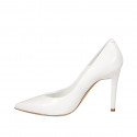 Woman's pointy pump shoe in white leather heel 9 - Available sizes:  42, 43, 44