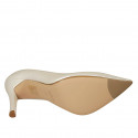 Woman's pointy pump in pearled ivory leather heel 9 - Available sizes:  31, 42, 47