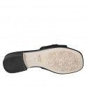 Mule para mujer con accesorio en piel negra tacon 2 - Tallas disponibles:  32, 42