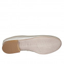 Ballerina da donna in pelle laminata platino tacco 2 - Misure disponibili: 32