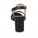 Sandale pour femmes en cuir de couleur noir talon 8 - Pointures disponibles:  43