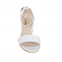 Chaussure ouverte pour femmes avec courroie en cuir blanc talon 5 - Pointures disponibles:  44