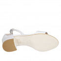 Chaussure ouverte pour femmes avec courroie en cuir blanc talon 5 - Pointures disponibles:  44