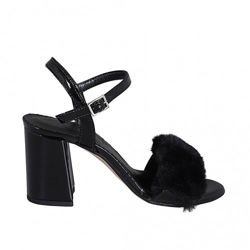 Sandale pour femmes en cuir verni noir et fourrure écologique avec courroie talon 7 - Pointures disponibles:  34, 43, 44