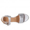 Sandale pour femmes en cuir verni imprimé lamé argent avec courroie talon 5 - Pointures disponibles:  44, 46