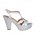 Sandalo da donna in pelle laminata argento con plateau e tacco 9 - Misure disponibili: 43