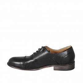 Scarpa stringata da uomo modello Oxford con puntale in pelle nera - Misure disponibili: 38, 49 2