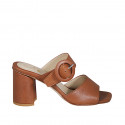 Mule pour femmes en cuir cognac avec boucle talon 7 - Pointures disponibles:  42