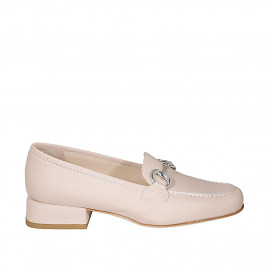 Woman's loafer in nude...