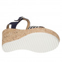 Sandalo da donna in camoscio e rafia blu con cinturino, plateau e zeppa 10 - Misure disponibili: 42, 43, 44
