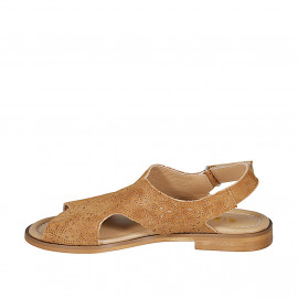 Sandalia para mujer con cierre de velcro en gamuza perforada cognac tacon 1 - Tallas disponibles:  32, 33, 42 2