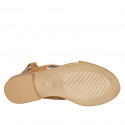 Sandalia para mujer con cierre de velcro en gamuza perforada cognac tacon 1 - Tallas disponibles:  32, 33, 42