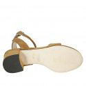 Sandale pour femmes avec courroie à la cheville en daim cognac talon 5 - Pointures disponibles:  42