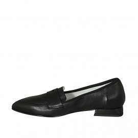 Woman's pointy loafer in... 2