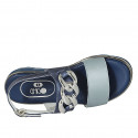 Sandalo da donna con catena in pelle laminata blu e azzurra zeppa 3 - Misure disponibili: 42