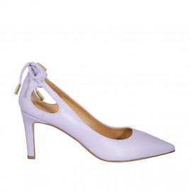 Woman's pointy pump with...