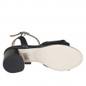 Sandale avec courroie pour femmes en cuir noir talon 6 - Pointures disponibles:  44