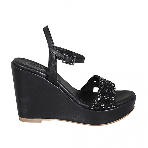 Sandale pour femmes en cuir noir avec courroie, strass, plateforme et talon compensé 10 - Pointures disponibles:  42, 44