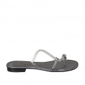 Chanclas de dedo con estrás para mujer en piel laminada gris acero tacon 2 - Tallas disponibles:  42