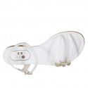 Sandale pour femmes avec courroie en cuir blanc et cuir lamé platine talon 2 - Pointures disponibles:  42, 44