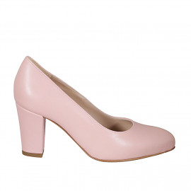 Woman's pump in rose...