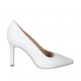 Escarpin à bout pointu pour femmes en cuir blanc avec talon 9 - Pointures disponibles:  42, 43, 44