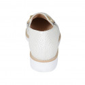 Mocassin pour femmes avec accessoire et elastiques en cuir et cuir perforé blanc crème talon 3 - Pointures disponibles:  45