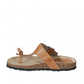 Mule entredoigt pour femmes en cuir cognac avec boucle talon compensé 2 - Pointures disponibles:  42 2