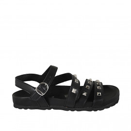 Woman's sandal with strap...