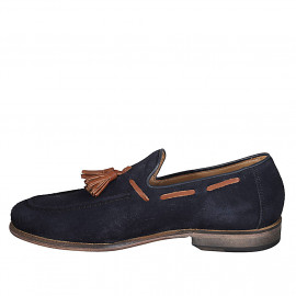 Men's loafer with tassels... 2