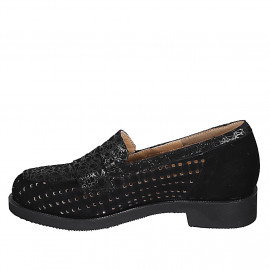 Mocassin pour femmes avec semelle amovible en daim perforé et imprimé noir talon 3 - Pointures disponibles:  31 2