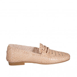 Woman's loafer in beige...