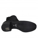 Stivaletto da donna con elastici e punta squadrata in camoscio nero tacco 4 - Misure disponibili: 32, 33