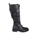Bota para mujer con cordones, hebillas y cremallera en piel negra tacon 4 - Tallas disponibles:  42, 43