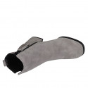 Bottines à bout carré pour femmes avec fermeture éclair et goujons en daim gris talon 7 - Pointures disponibles:  34, 42, 43, 45