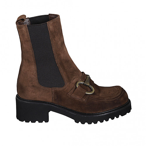 Woman's ankle boot with elastic bands...